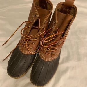 LL BEAN BEANBOOTS